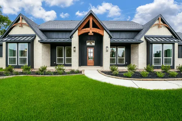 25231 Pleasant Retreat Court, Montgomery, TX 77356