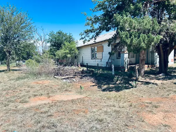 1417 8th Street, Paducah, TX 79248
