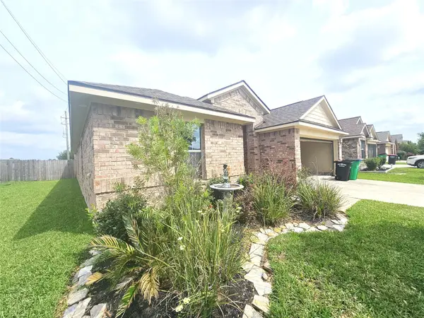 2911 Lincolns Meadow Drive, Spring, TX 77373