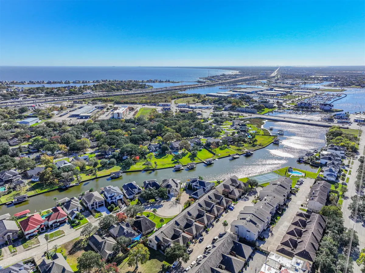 2034 Glencove Drive, Seabrook, TX 77586 - #1