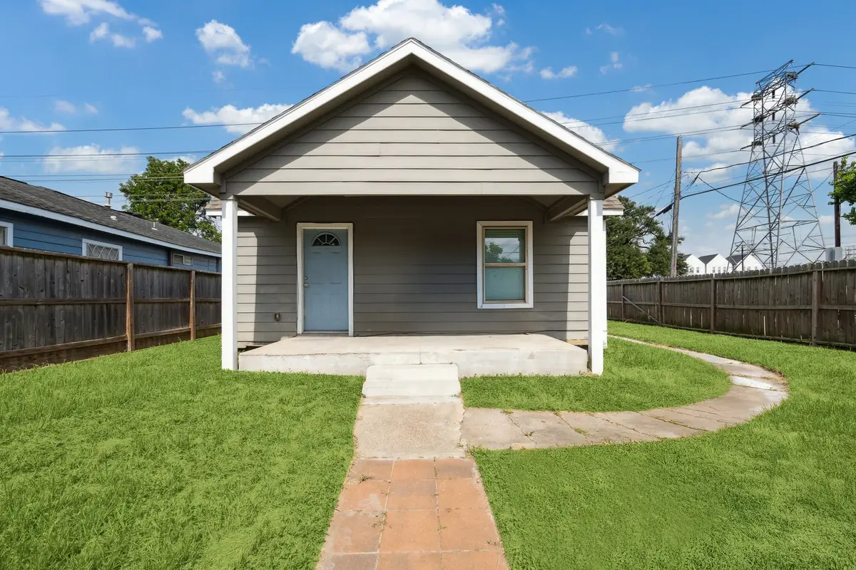 2802 Hardy Street, Houston, TX 77009 - Image #1