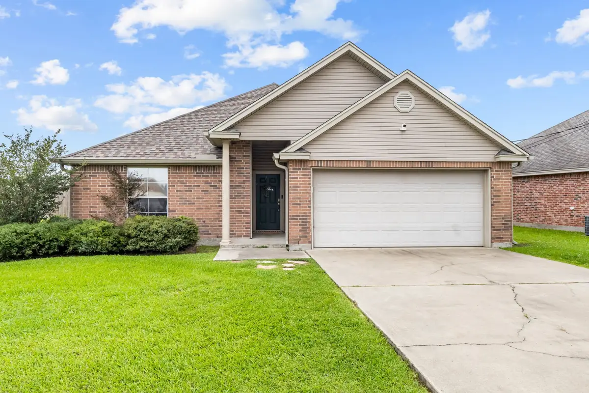 5660 S Samantha Lane Lake, Lumberton, TX 77612 - #1