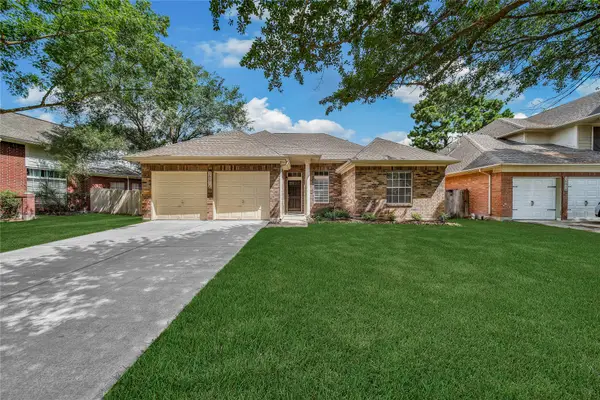 16014 Brittany Knoll Drive, Houston, TX 77095