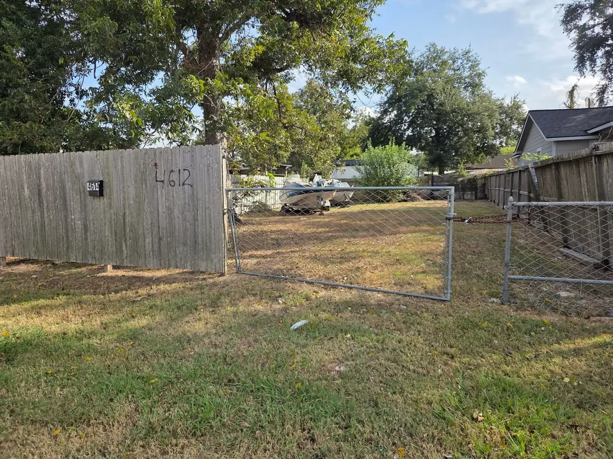 4614 Weaver Road, Houston, TX 77016 - #1