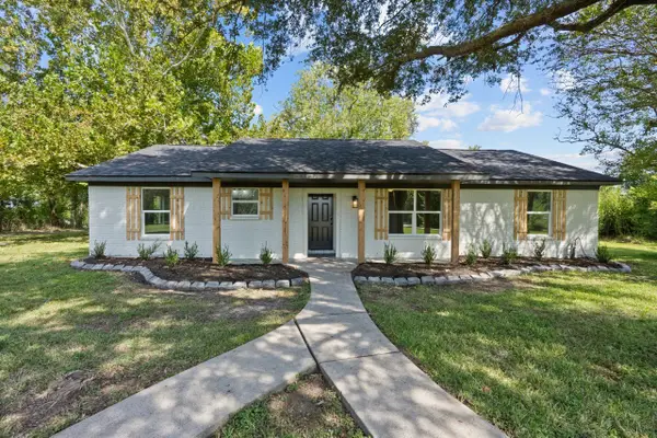 707 Lilley Road, Alvin, TX 77511