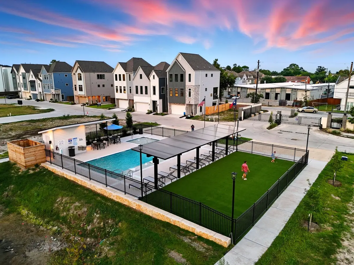 1704 Sedola Lane, Houston, TX 77055 - Image #1