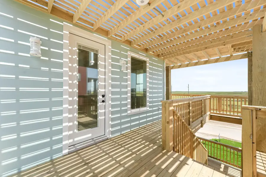 234 Bay Avenue, Surfside Beach, TX 77541 - Image #2