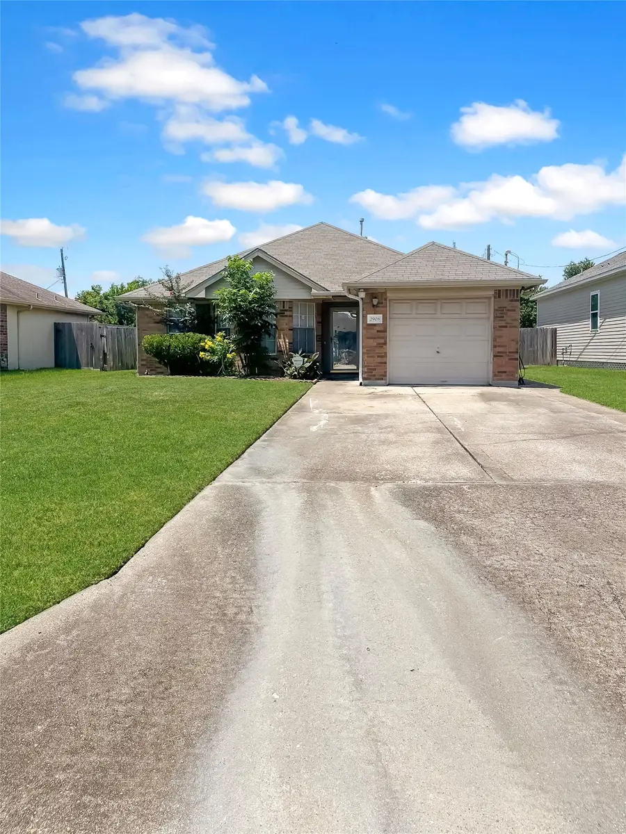 2908 Ashley Street, La Marque, TX 77568 - #2