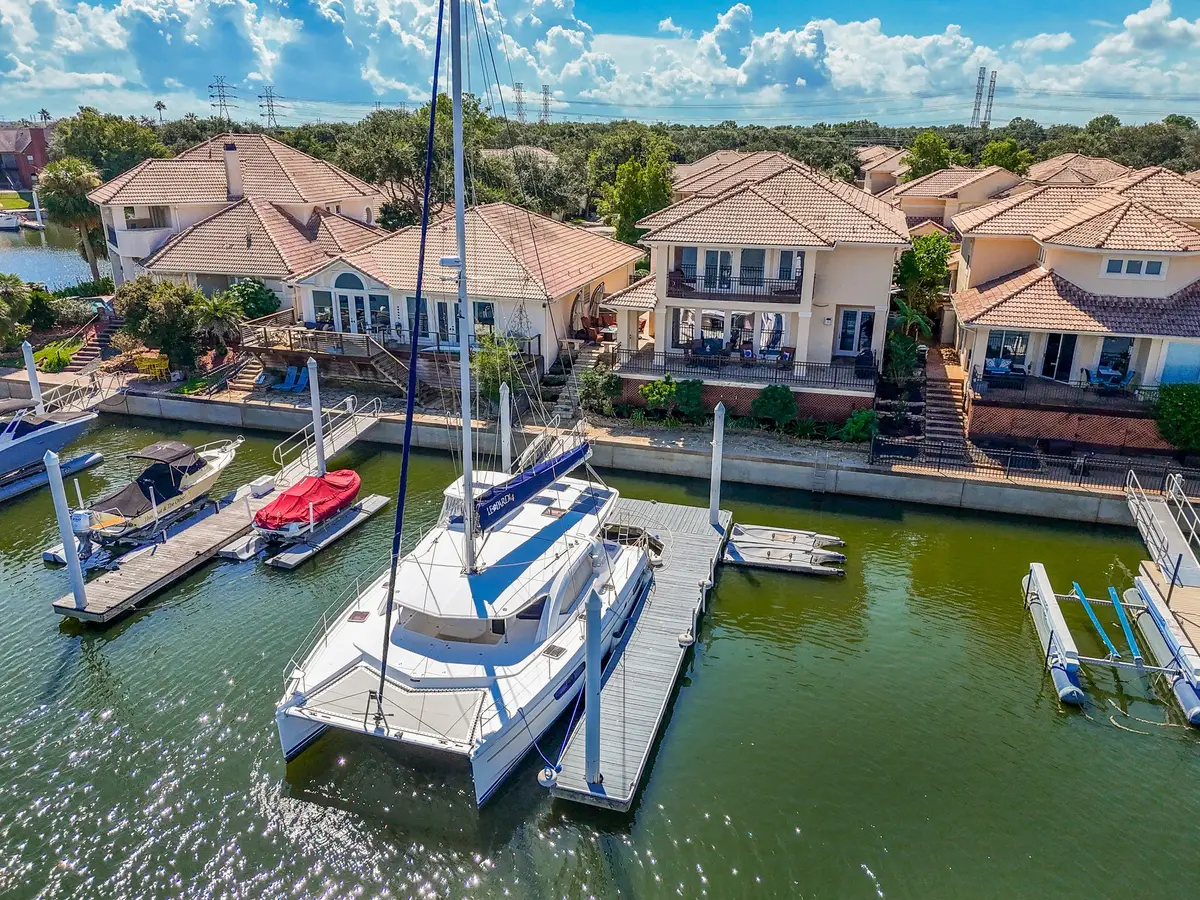 313 Harborside Circle, Kemah, TX 77565 - #1