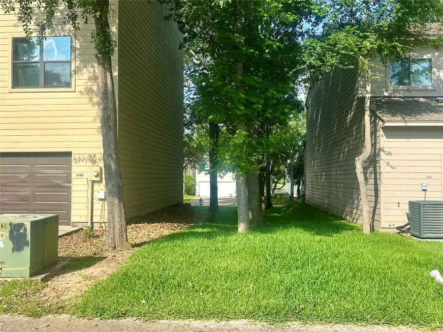 3150 Poe Drive, Montgomery, TX 77356 - #3