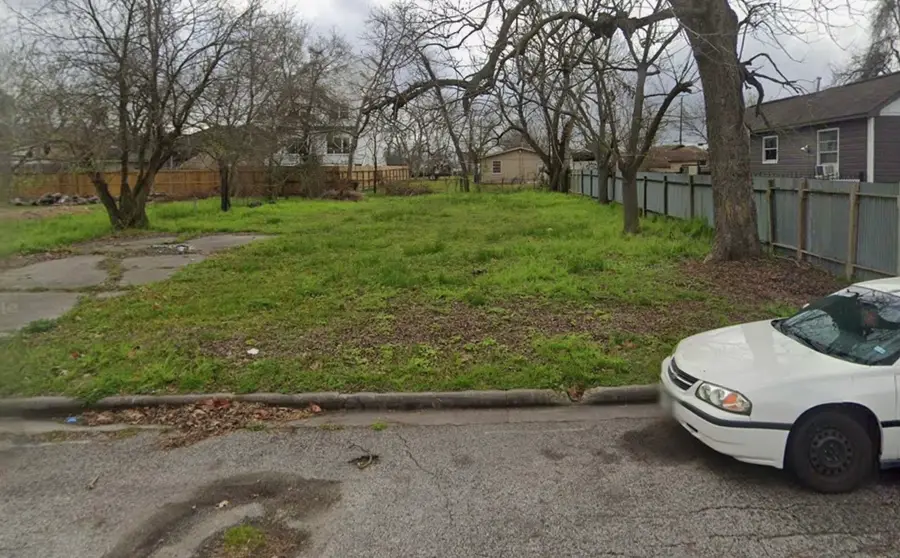 1504 E 33rd Street, Houston, TX 77022 - Image #2