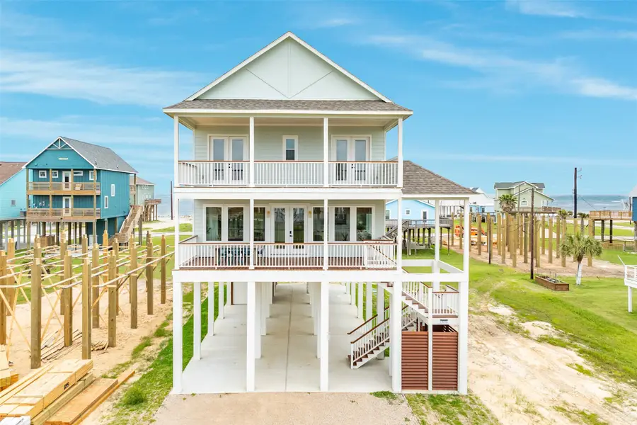 13010 Buccaneer Parkway, Freeport, TX 77541 - Image #3