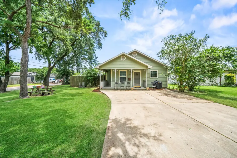 1501 1st Avenue N, Texas City, TX 77590 - Image #2