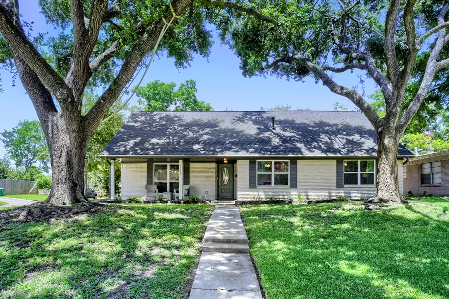 9214 Bintliff Drive, Houston, TX 77074 - #2