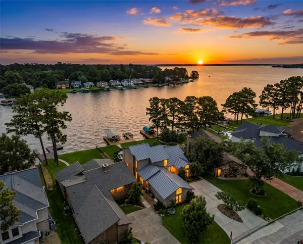 12414 Lake Shore Drive, Montgomery, TX 77356
