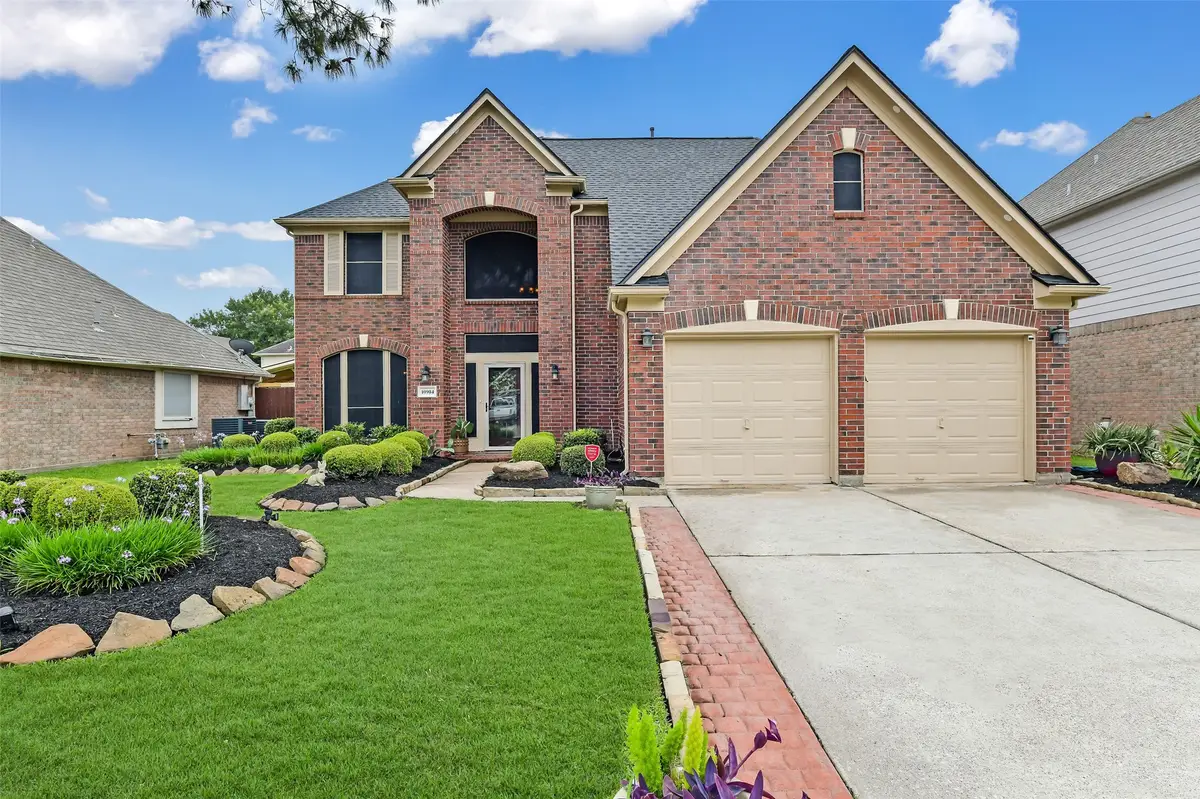 10904 Sycamore Drive N, La Porte, TX 77571 - #1