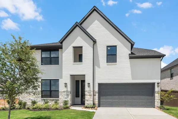 5227 Silk Petal Drive, Rosenberg, TX 77471