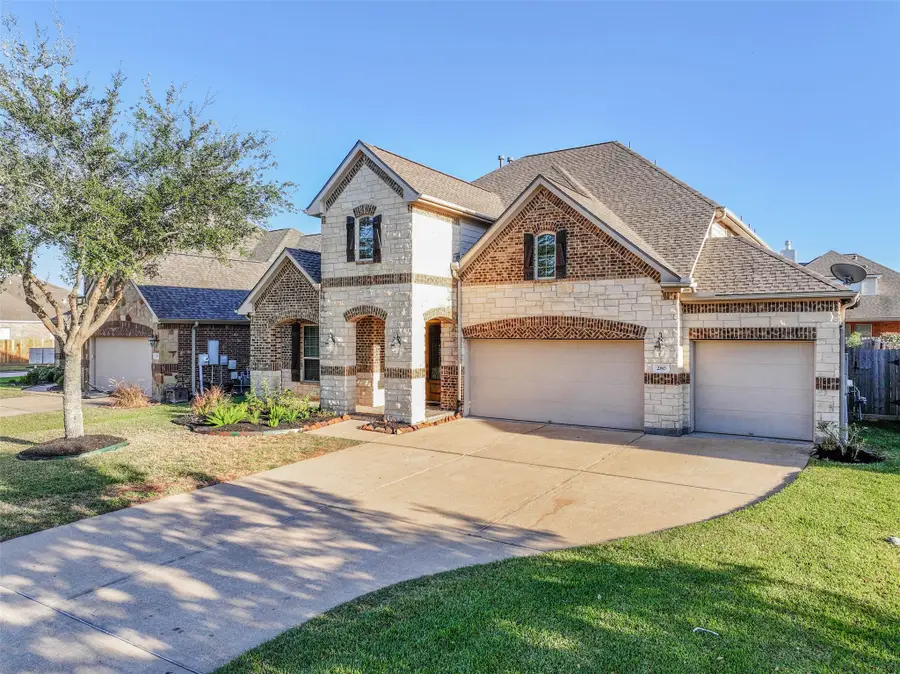280 Clearwood Drive, League City, TX 77573 - Image #2