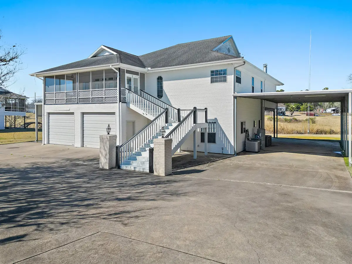 1306 Spring Branch Drive, Cove, TX 77523 - #1