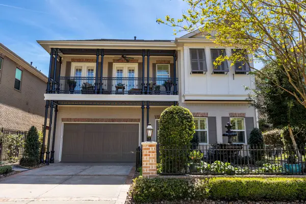 108 Mcgoey Circle, The Woodlands, TX 77384