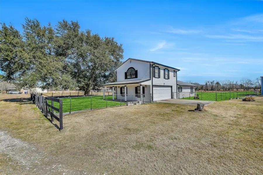 1902 Fm 563, Anahuac, TX 77514 - #2