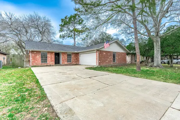 2014 Briar Ridge Drive, Rosenberg, TX 77471