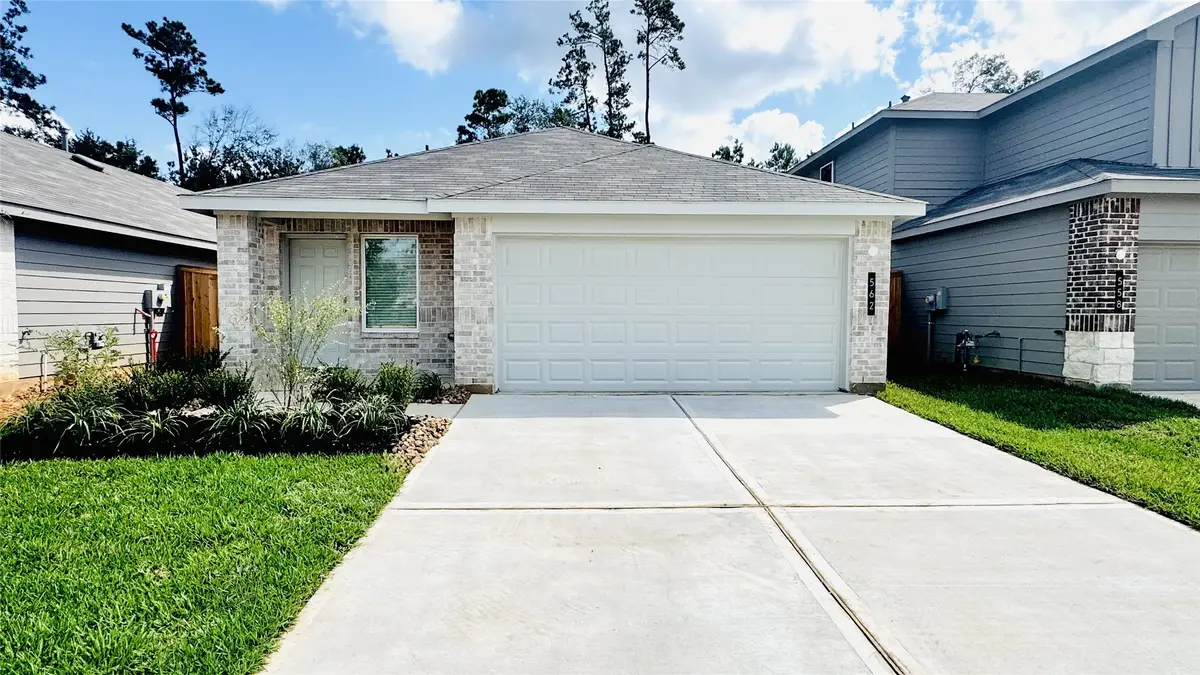 562 Belle Springs Lane, Conroe, TX 77301 - Image #1