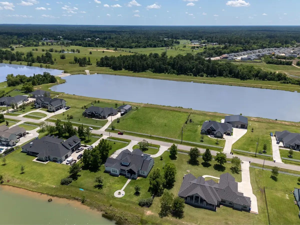 11918 W Border Oak Dr, Magnolia, TX 77354 - #1