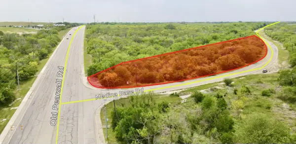 5070 Pearsall Road, San Antonio, TX 78242