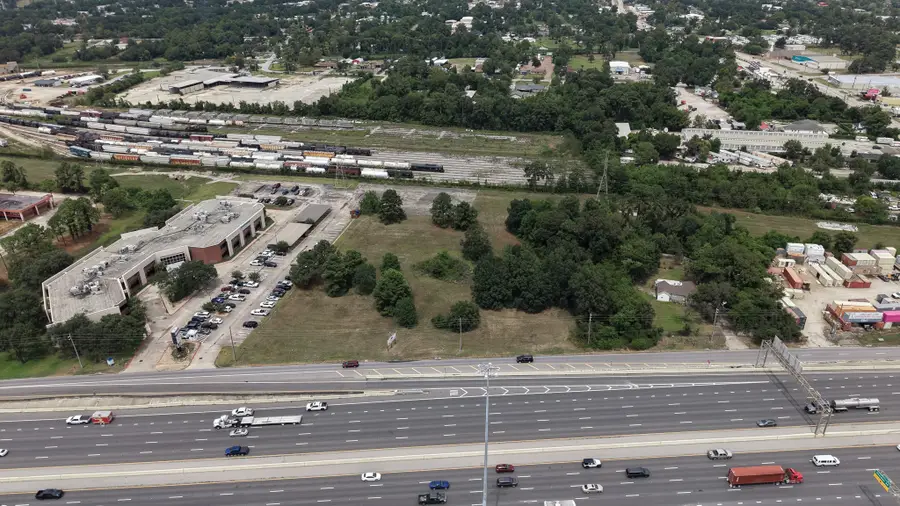 15201 Interstate 10 Highway, Channelview, TX 77530 - #2