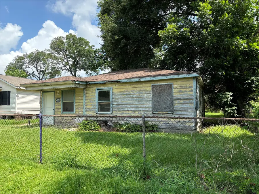 766 Fortune Street, Houston, TX 77088 - Image #2