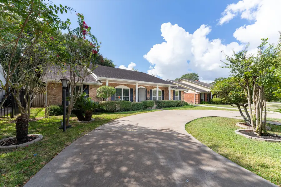 6119 S Braeswood Boulevard, Houston, TX 77096 - #3