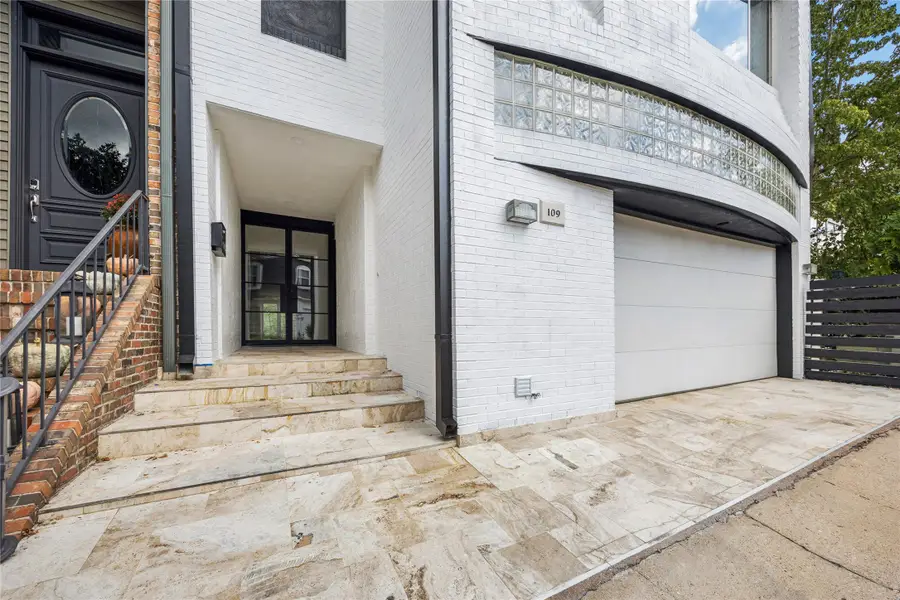 109 Sage Road, Houston, TX 77056 - Image #2