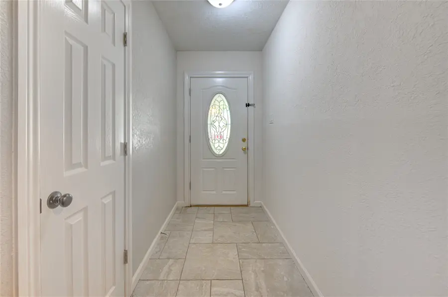 7306 Cottonwood Drive, Baytown, TX 77521 - #3