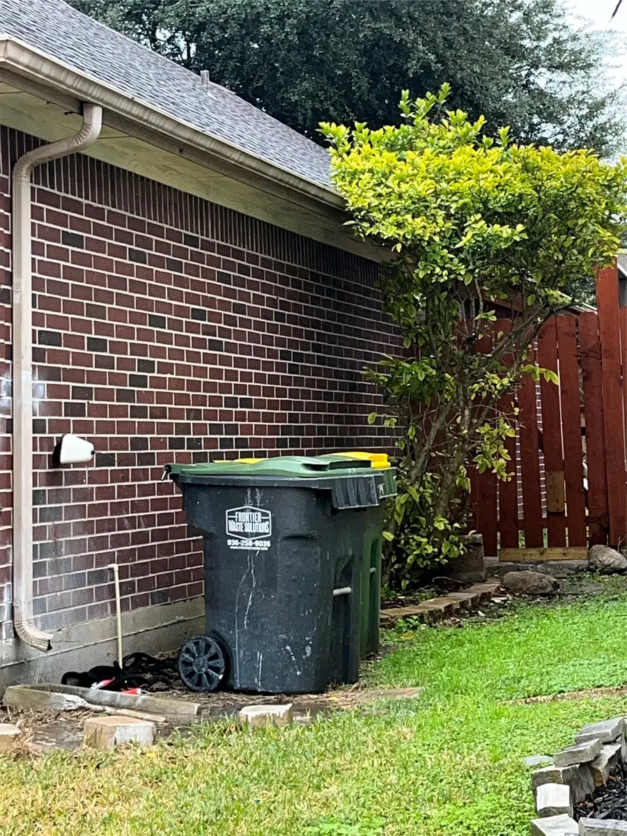 2938 Norwich Street, Pearland, TX 77584 - Image #3