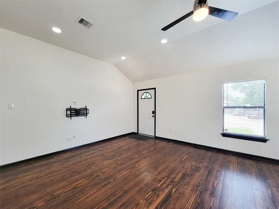 1904 Davis Street, Houston, TX 77026 - Image #3
