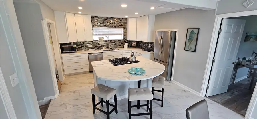 1643 Railroad Avenue, Dickinson, TX 77539 - Image #3