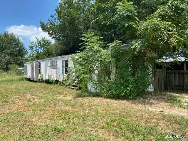 1615 1st Street, Hempstead, TX 77445 - #1