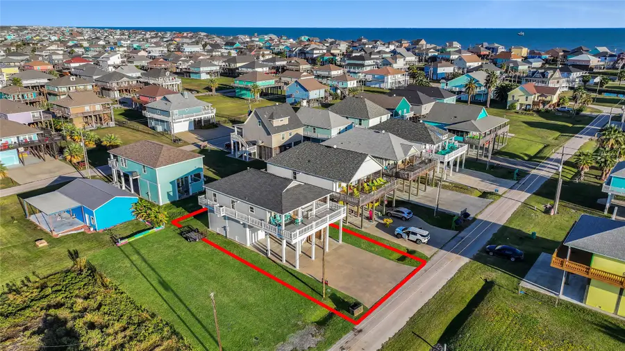 972 Pelican Lane, Crystal Beach, TX 77650 - Image #2