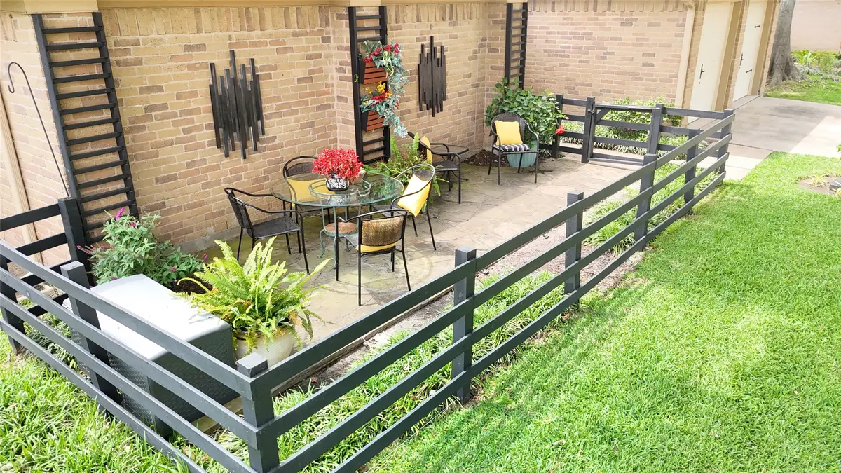 442 Elder Vista Drive, Houston, TX 77598 - #1