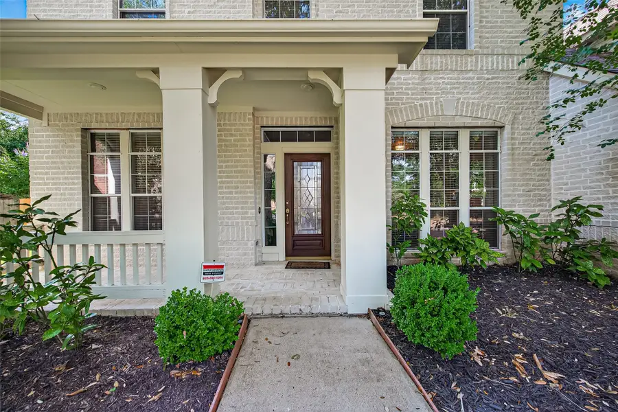 806 Spring Mist Court, Sugar Land, TX 77479 - Image #2