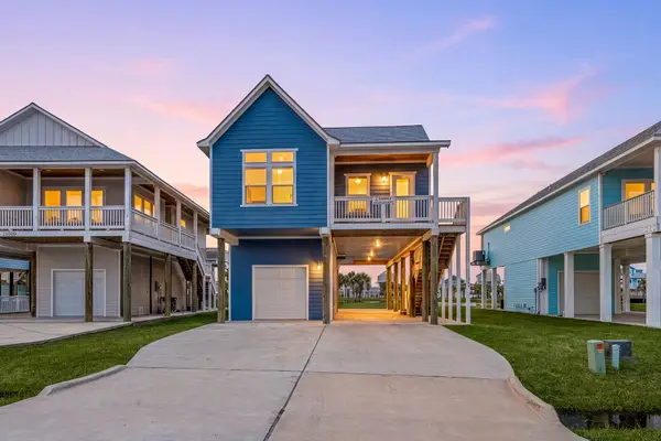 22906 Miramar Street, Galveston, TX 77554