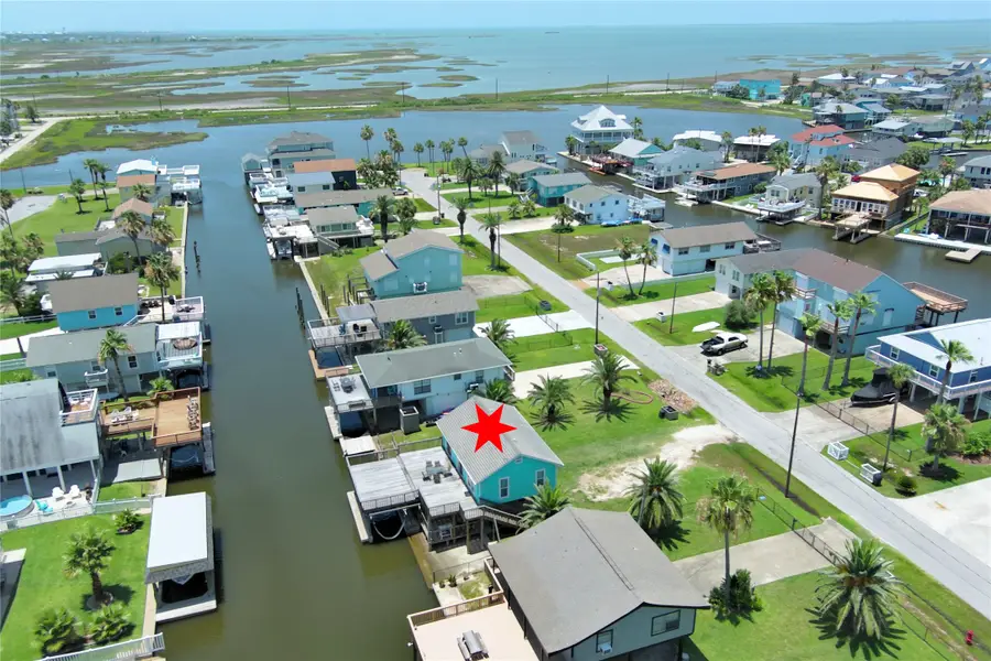 16607 Bahama Way, Jamaica Beach, TX 77554 - Image #2