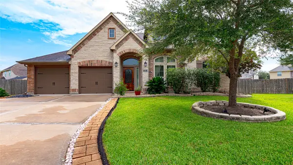 1601 Enchanted Brook Court, Rosenberg, TX 77471