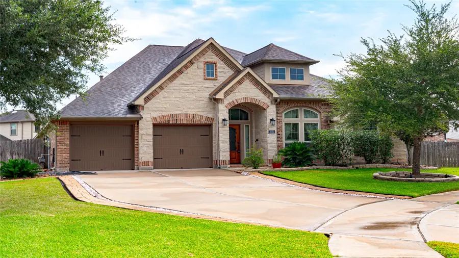 1601 Enchanted Brook Court, Rosenberg, TX 77471 - Image #2