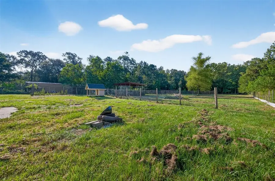 451 Trails End Drive, Cleveland, TX 77328 - Image #3