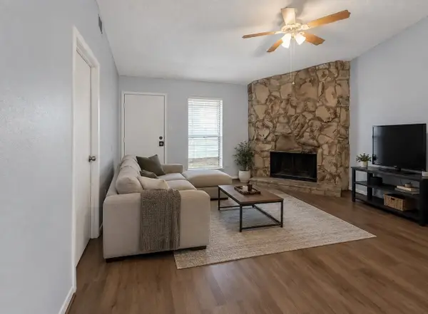 5759 Easthampton Drive #B, Houston, TX 77039