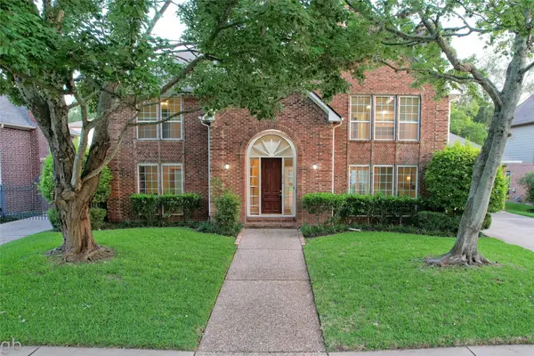 2918 Deer Creek Drive, Sugar Land, TX 77478