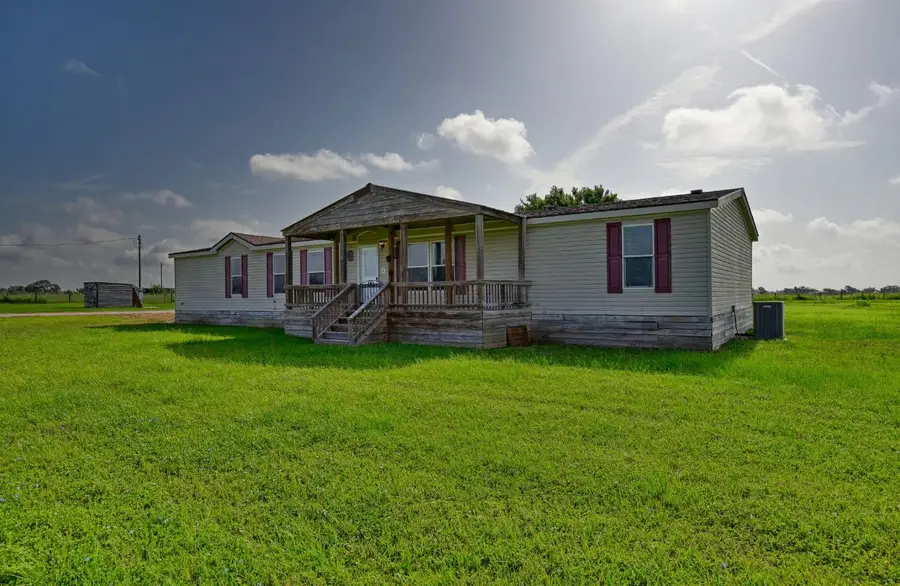 10901 Harmon School Road, Burton, TX 77835 - Image #2