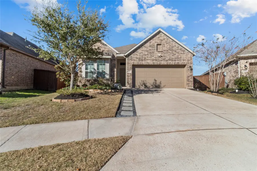 10010 Napier Drive, Rosharon, TX 77583 - Image #2